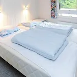 8 Person In Humble-by Traum Nordenbro Vesteregn